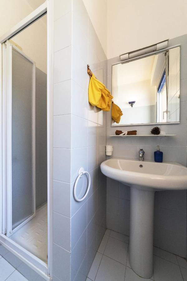 2-Bedroom Lakeview Apartment Bella Gaeta San Siro  Zewnętrze zdjęcie