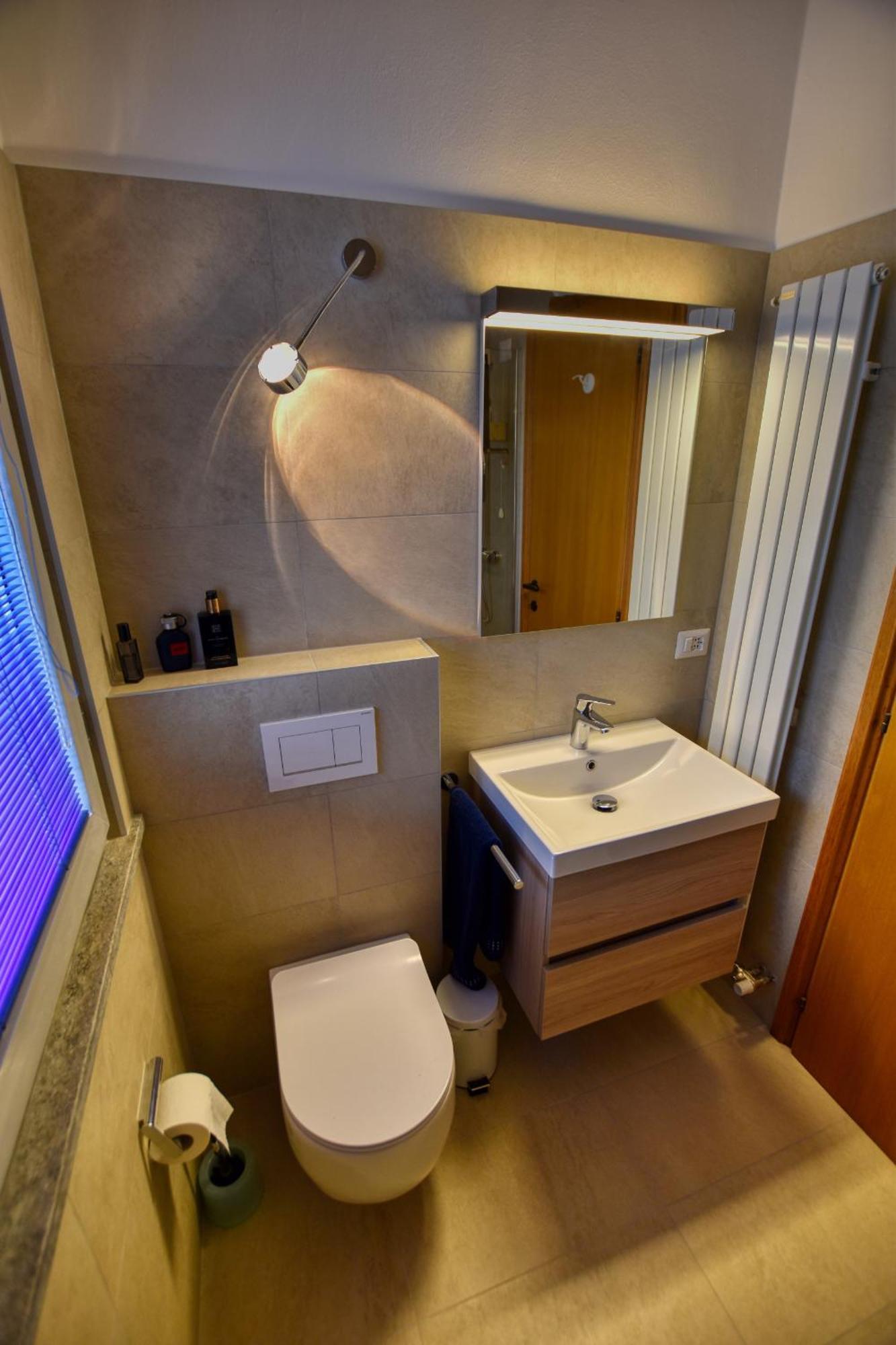 2-Bedroom Lakeview Apartment Bella Gaeta San Siro  Zewnętrze zdjęcie